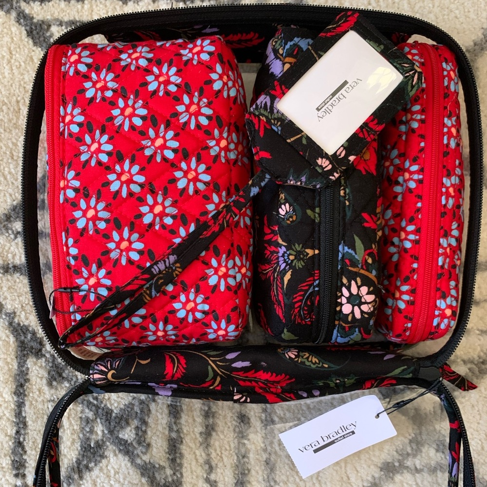 NWT Vera Bradley 4 piece cosmetic travel set